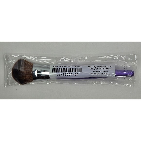 Younique Beachfront Small Brush Purple Makeup Brush New in Packaging - Picture 2 of 2